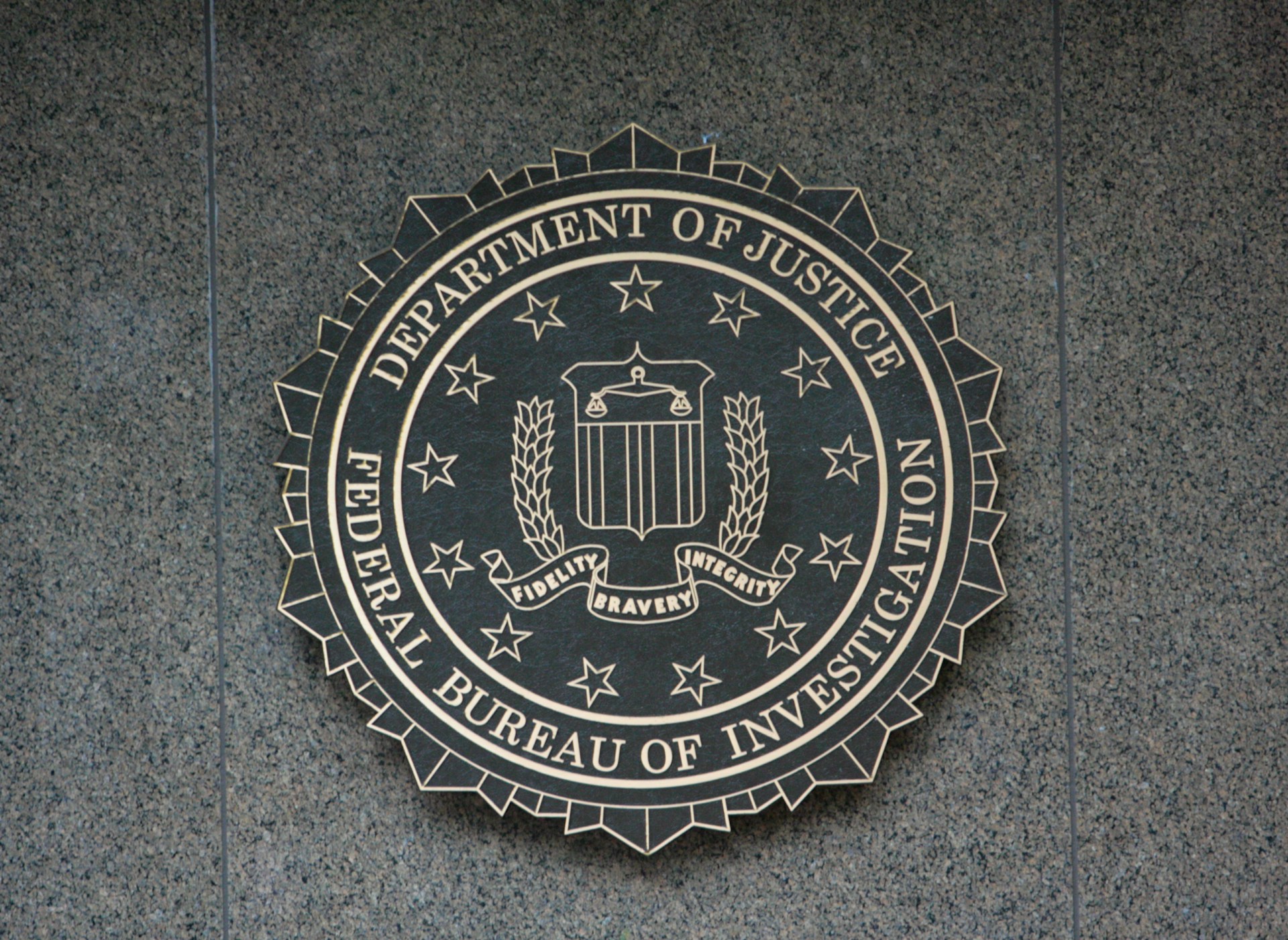ФБР обискира дома на журналистка от Вашингтон Пост при разследване за изтичане на информация